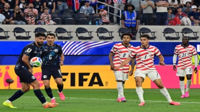 كأس العالم .. الولايات المتحدة تسحق باراغواي برباعية مقابل هدف 