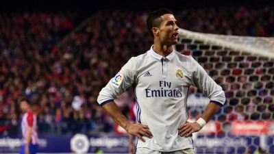 مفاجأة .. هل ينتقل كريستيانو رونالدو لإتلتيكو مدريد ؟