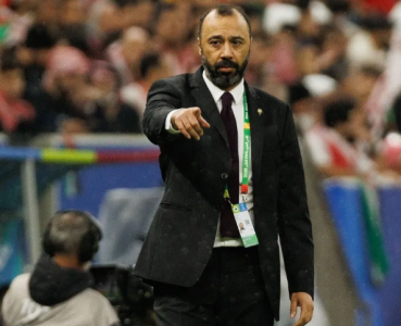 مدرب عُمان : لم نكن نستحق الخسارة أمام الإمارات 